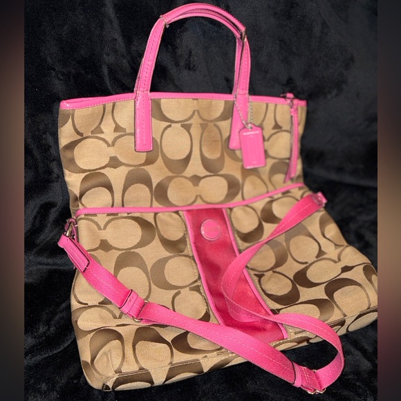 Coach Handbags - COACH BROWN AND PINK LARGE JACQUARD FOLD OVER MESSINGER Crossbody Bag